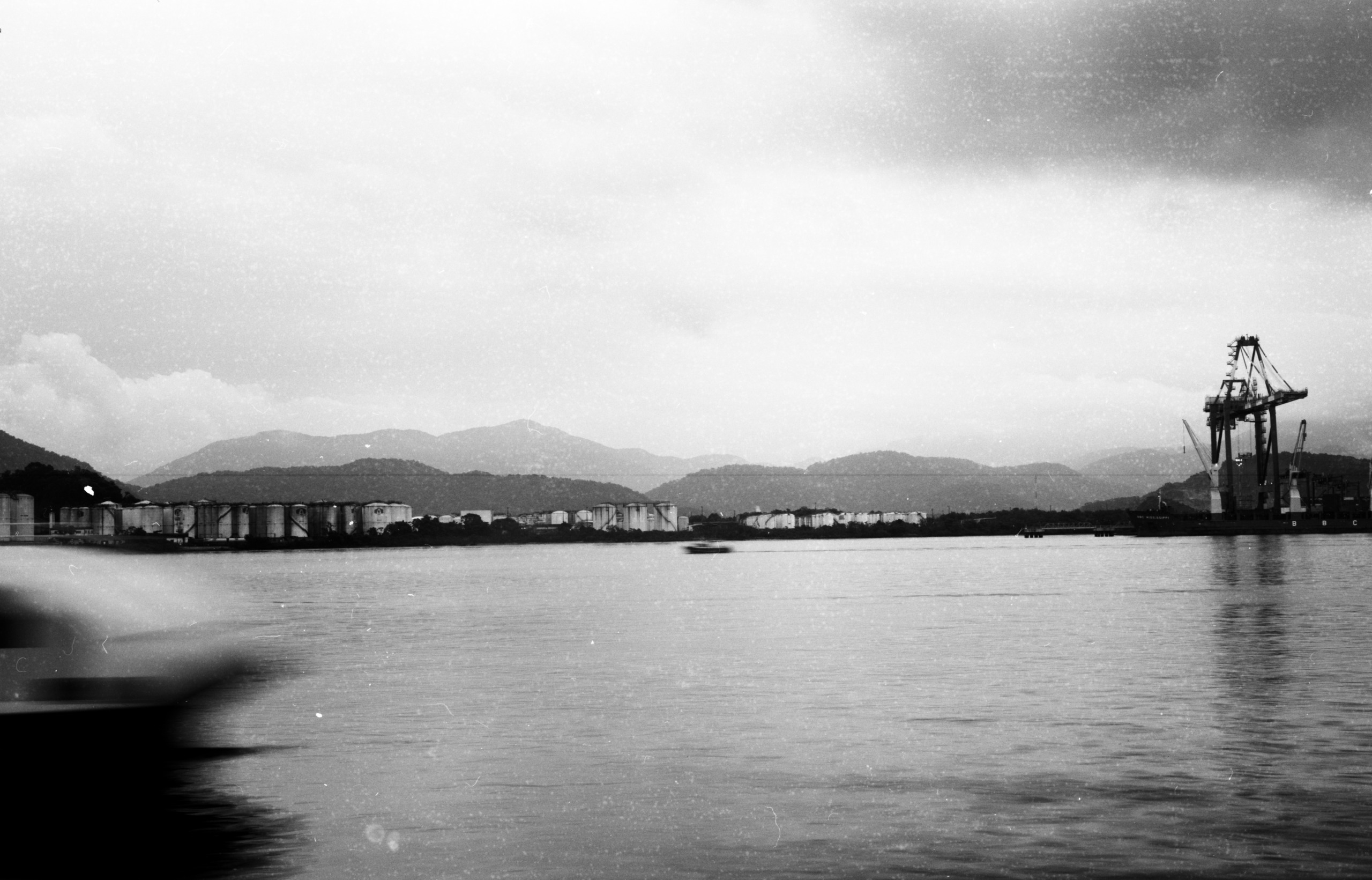 Maquinário do Porto de Santos, fotografia de Victor Sousa